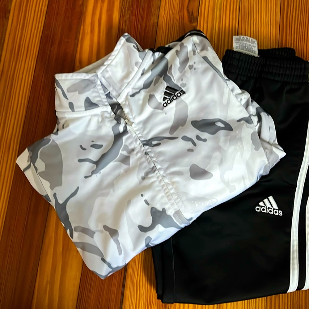 Adidas outfit size 6 white and gray camo jacket with matching black pants.